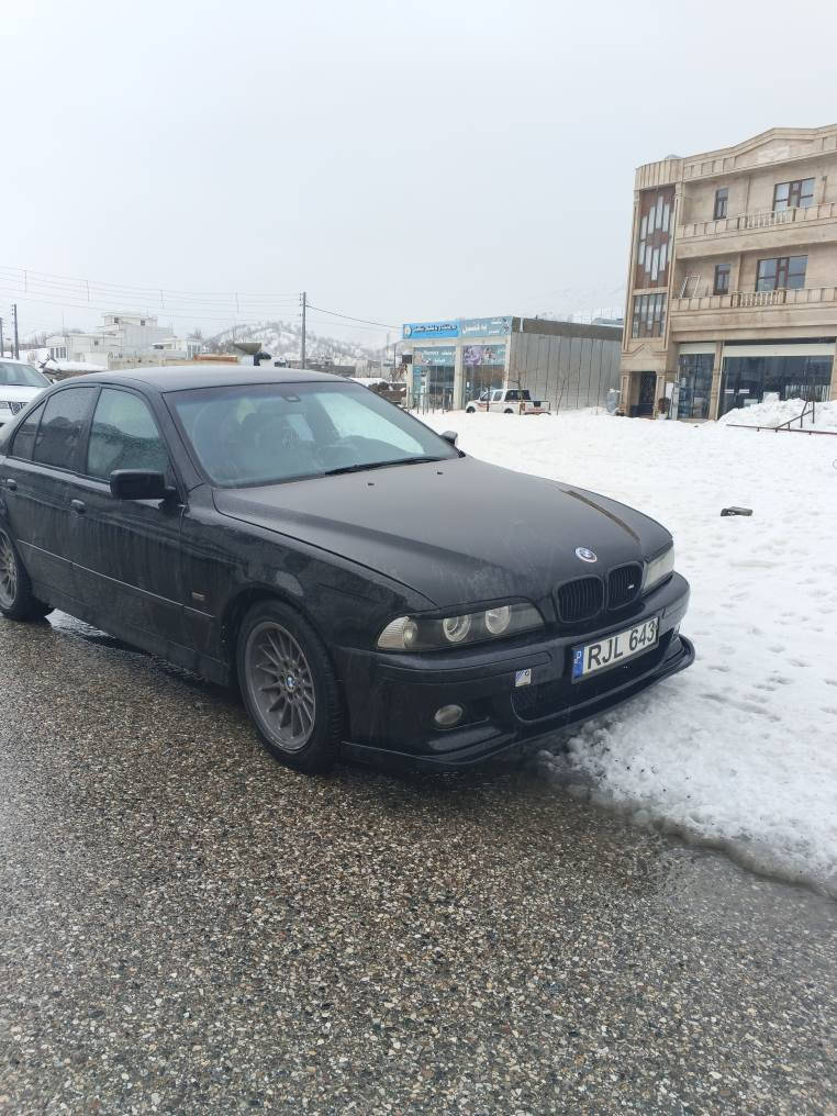 سةقةر 525دةبل ديجيتال مويدلى 2003مةنةفيستى اسلي بةشةرت هةمووكياني بةشةرت دةعم ليدراوي نية كيرو مةكينة بةشةرت كوشن سياحي جلد و شاموا ناو رةش رةساسي نوخساني تيدا نية تةنها تاقيمك بةنسي هندل بريكي دةوي شاشةو كاميرة كورينةوة لةسةر دل كرتن نرخي 65مةعامةلة ***********
