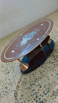 طاولة • للبيع