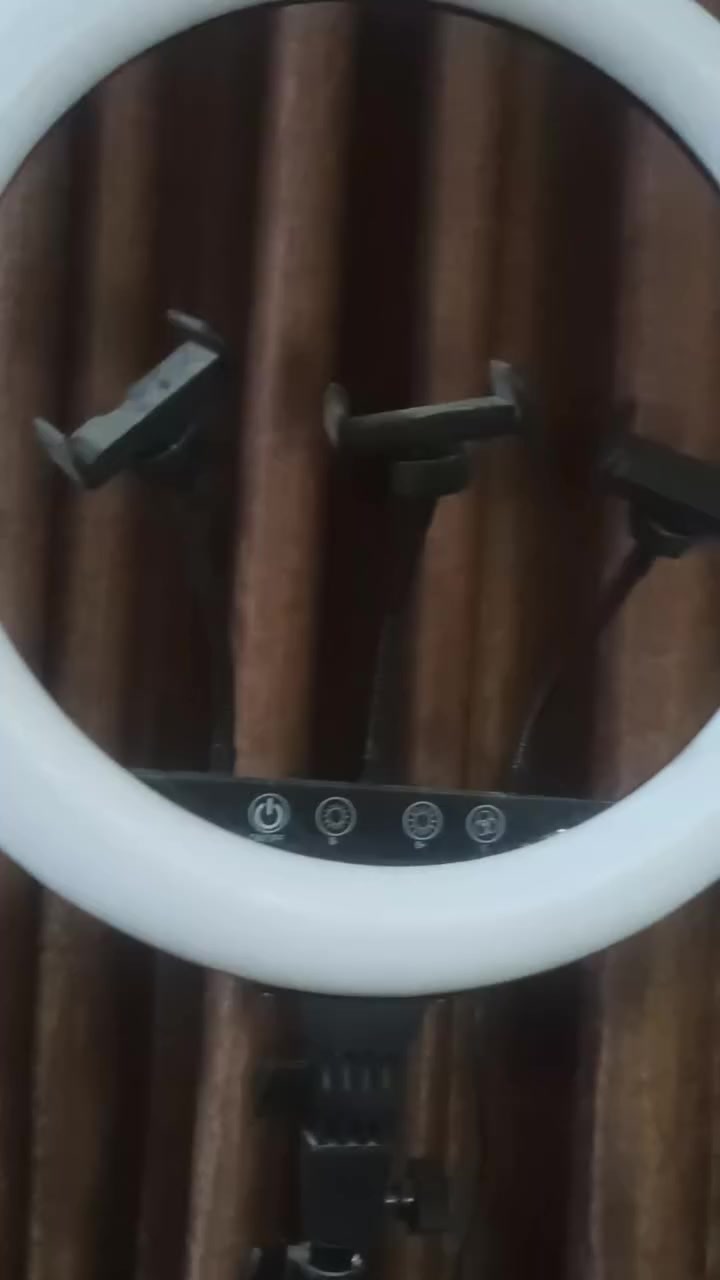 رينك لايت 
حجم كبير ثلاثي مع ريموت عدد ٢اضاءه قويه تدرجات ٣
اخو الجديد ب٣٠ مع التوصيل


**إذا كنت صاحب هذا الإعلان وتريد حذفه لأي سبب، رجاءا أرسل رسالة إلى الدعم الفني**