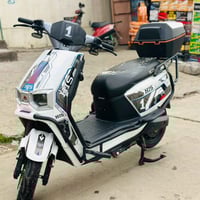 ماطور شحن 6بطاريات ماطور نظيف مال روحه وجيه السعر 500 الرقم 0770466069...