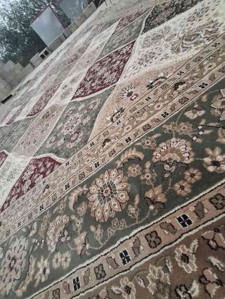 1_الفرشة قبل سنتين اخذناها ولان ثكيله نريد نبيعه وسعره مناسب 
2_ميز تلفزون جديد نضافة 95% مستخدم شيء قليل للبيع بسعر مناسب 
3_راس جربايه ناصي مستخدم 
السعر مناسب 
واتس ***********
