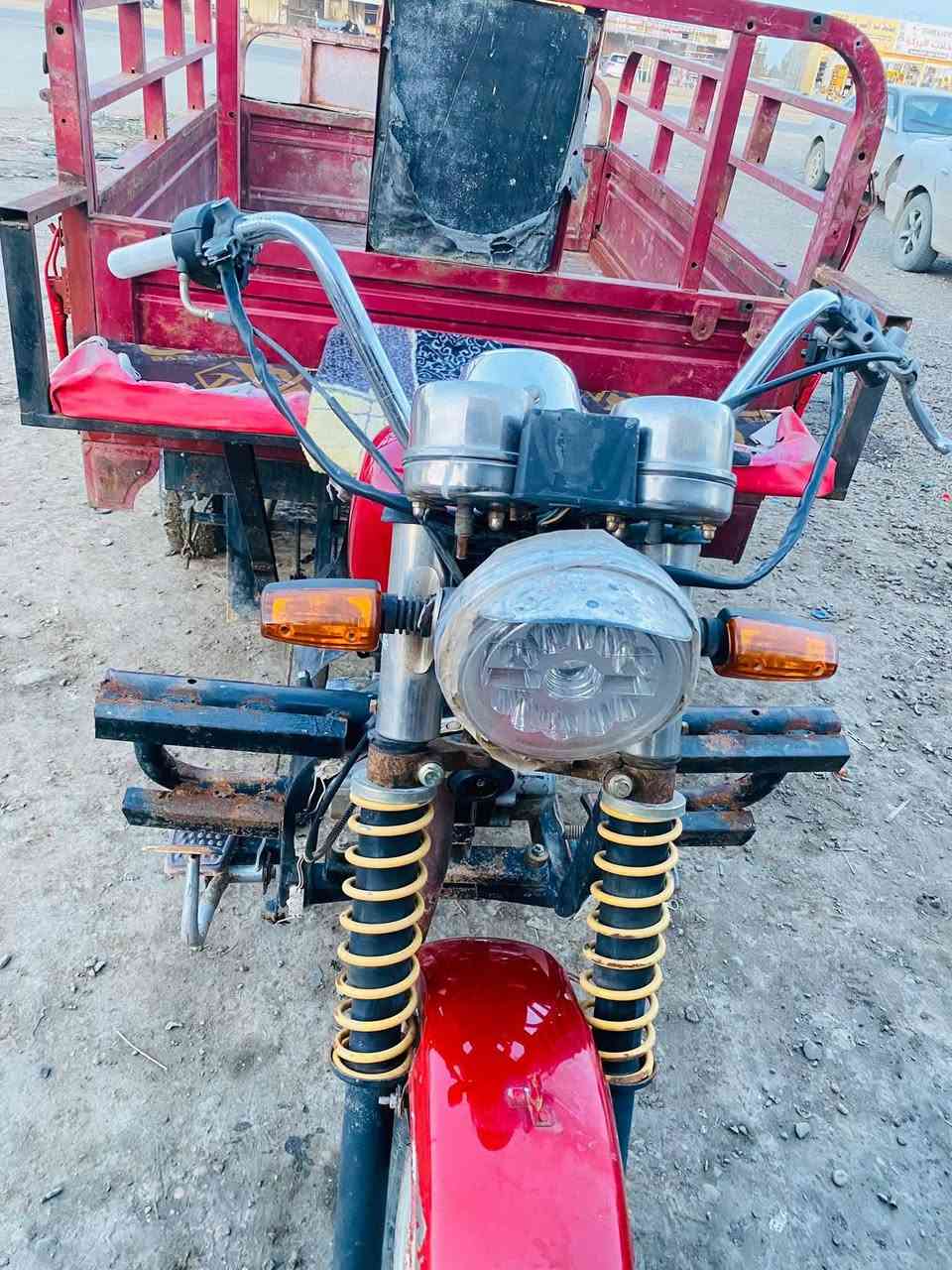 ستوته للبيع نضيفه كلشي مناقصهة موديل 18 مكان غالبيه السعر سبعميه وخمسين بيهة مجال شي غليل***********
