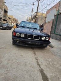 بي ام دبليو ٧٤٠ • V8