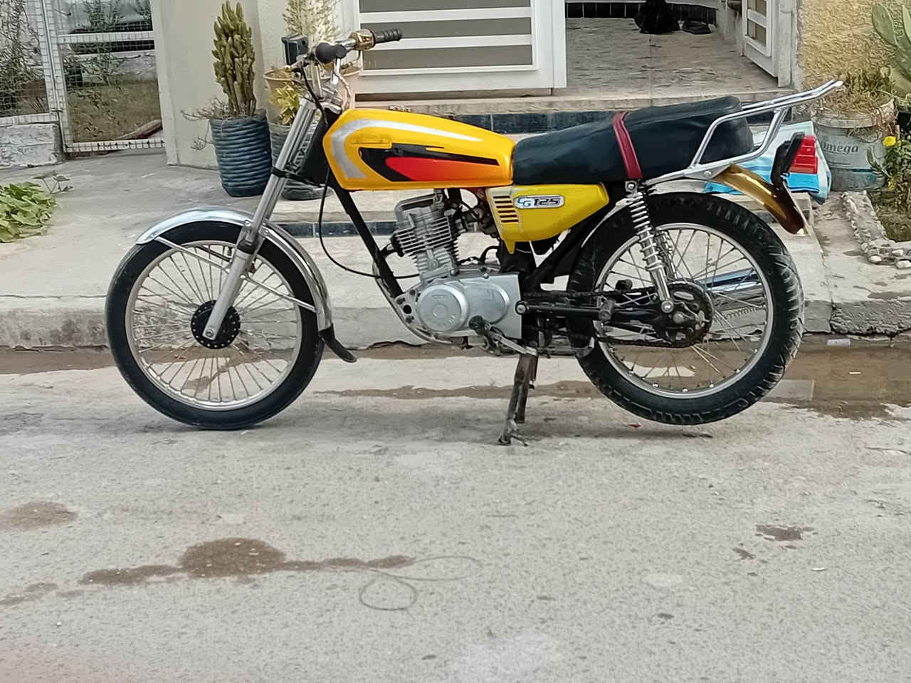 سلام عليكم دراجه ايراني ارشا أوراق اصولي موديل 2016 دراجه تنضيف خير من لله
مكان بغداد البياع الشرطه الخامسه
السعر 400وبيه مجال لطيبين

رقم *********** متواجد وتساب وخط
