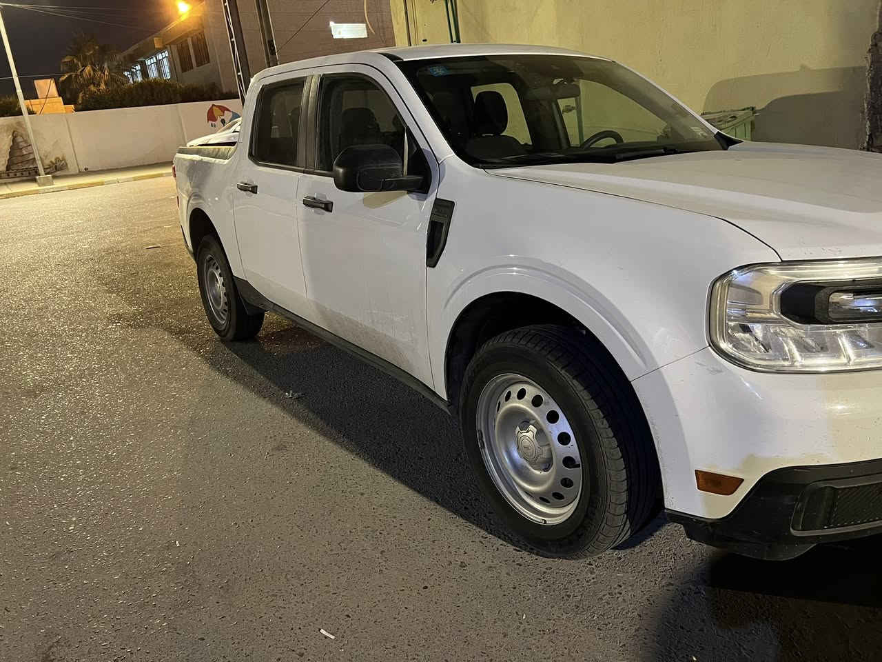 السلام عليكم 
فورد مافريك هايبرد ٢٠٢٣ للبيع
چاملغ امامي يمين صبغ فقط
بچم بلادي كبي
ماشي ١٩٥٠٠
رادارات امامي وجانبي نقاط عمياء وحساسات خلفية
رقم بغداد تحويل مباشر
السعر ١٨٠
***********
