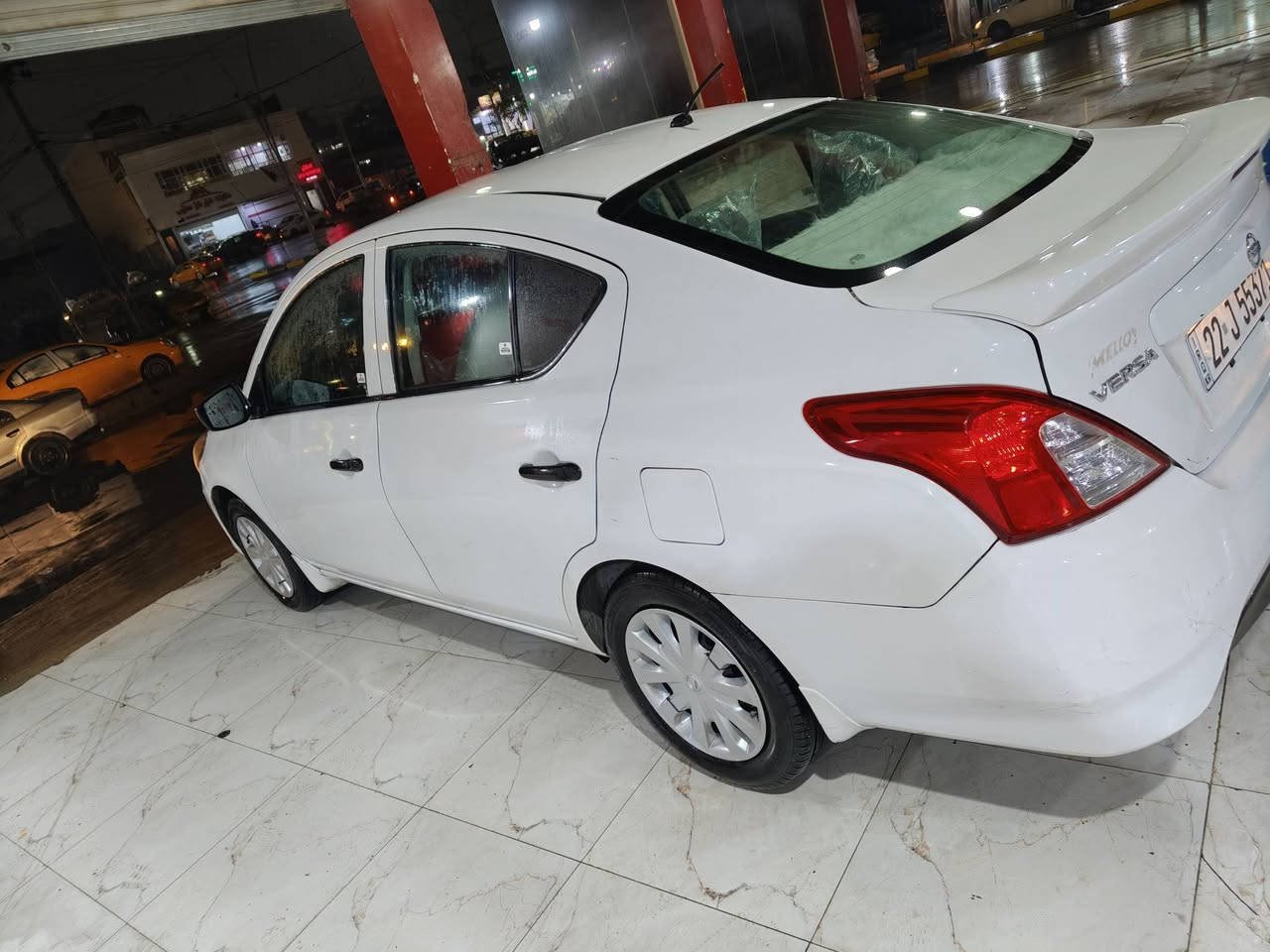 نيسان فيرسا موديل 2018 رقم دولي اربيل مكان السيارة كركوك مواصفات S بدون ضرر بدون  بيها مكانين صغار كارت محرك 16 گير اوتماتيك محرك شرط گير شرط مامفتوح سعر 86 موبايل *********** او***********
