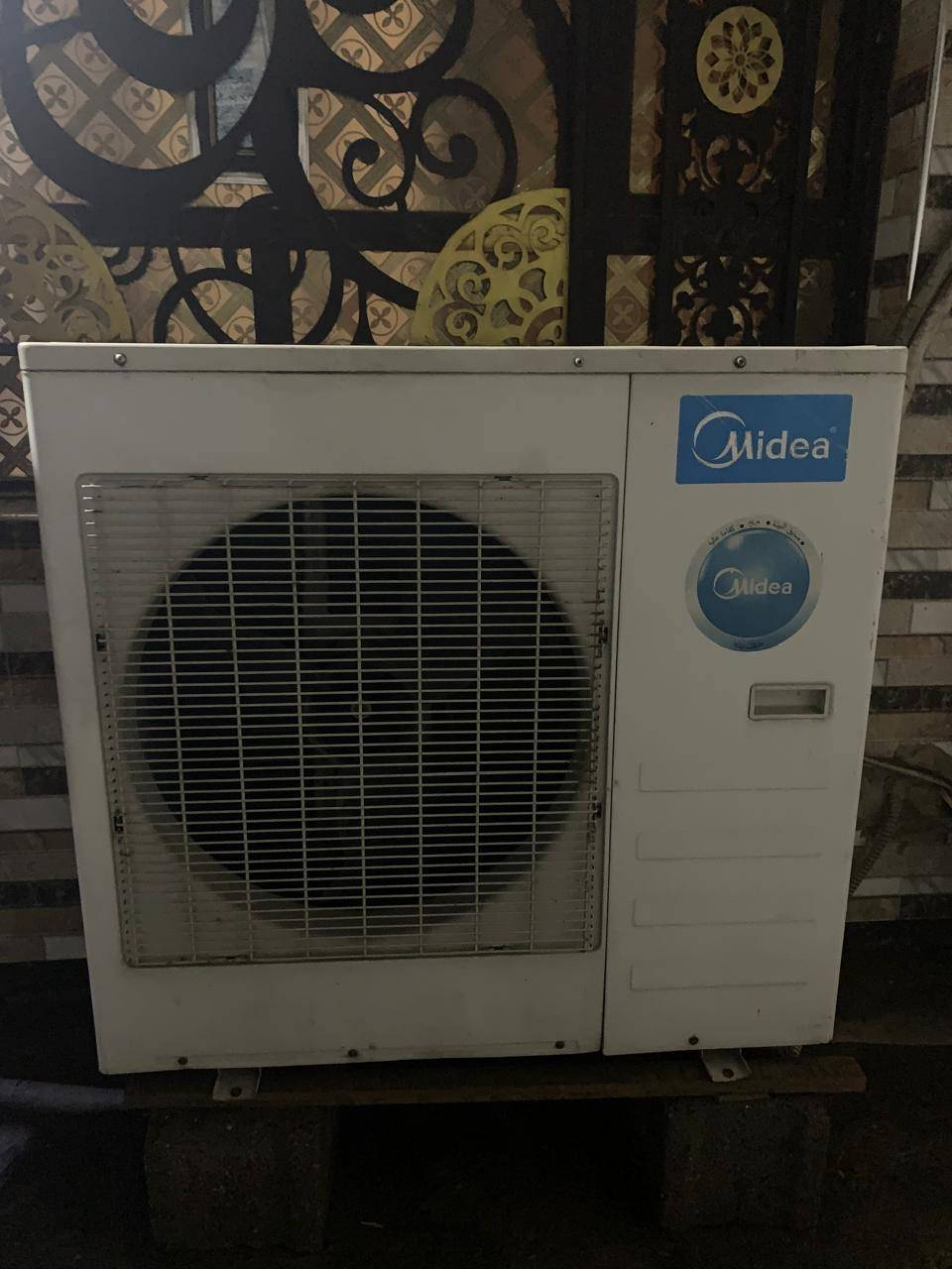 سلام عليكم
سبلت ٣طن ميديا كمبريسر جديد شرط الفحص فقط بس بي ليك الباقي جديد قيم واخذ ***********
