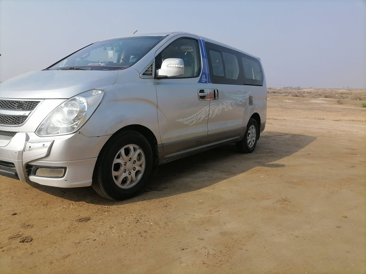 ستاركس 2010 مفتوح ومحور مسكر 7 سبلاين رقم بصره انكليزي مكان السياره ذي قار الغراف للاستفسار اتصل ***********
