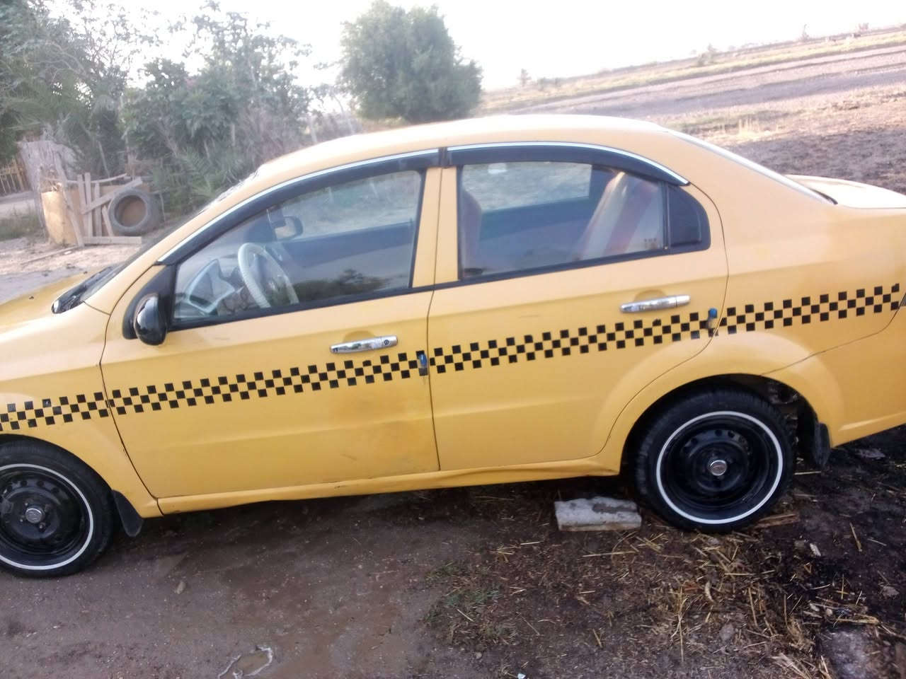 سلام عليكم افيو البيع موديل 2009 مكفوله كشر ومحرك وكير رقم نجف مداور ثاني يوم هيه مصفره غرامات تكطعهن الجدام السعر 47 وبيه مجال  ***********
