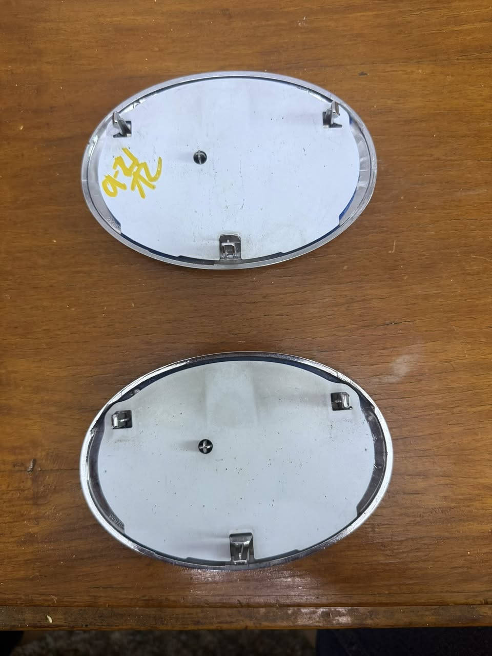 السلام عليكم توجد أغراض كامري للبيع فلاتر دهن اصليه كبات تاير ياباني الأصلي تخم عاطر بلاستك الايت اسفل الدعاميه وحسب ما موجود أمامكم اخوتي


**إذا كنت صاحب هذا الإعلان وتريد حذفه لأي سبب، رجاءا أرسل رسالة إلى الدعم الفني**