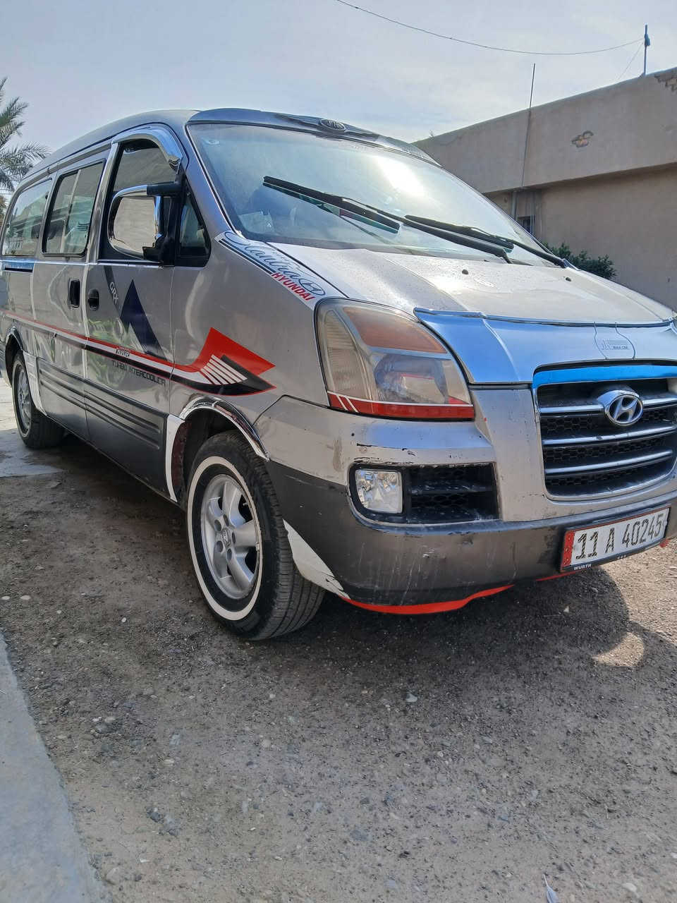 السلام عليكم للبيع ستاركس 2007 تكمه وسنويه بدون صبغ بدون ضربه مكفوله داخل جديد مكينه وكير جدد شواصي كفاله رقم بغداد تحويل بشرط السعر 80 وبيها مجال قليل مستعجل عل بيع شراي يتصل مكاني بغداد طارميه  *********** / ***********
