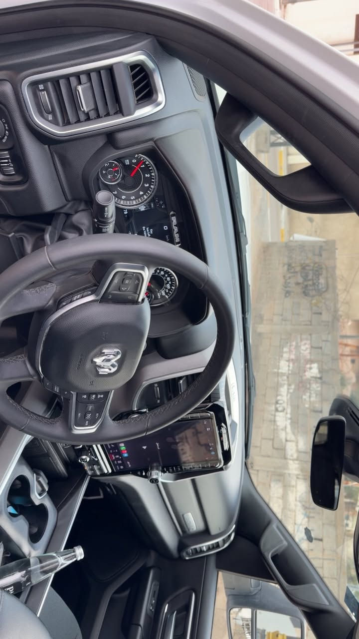 رام 2025 بك هورن لون ستار
اللون ابيض بدي قصير باب طويل شاشة تسلا
عنوانها البصره الجزائر
رقم بصره
مكفولة من الصبغ
السعر 410ورقه
للاستفسار يرجى الاتصال بالهاتف
***********
