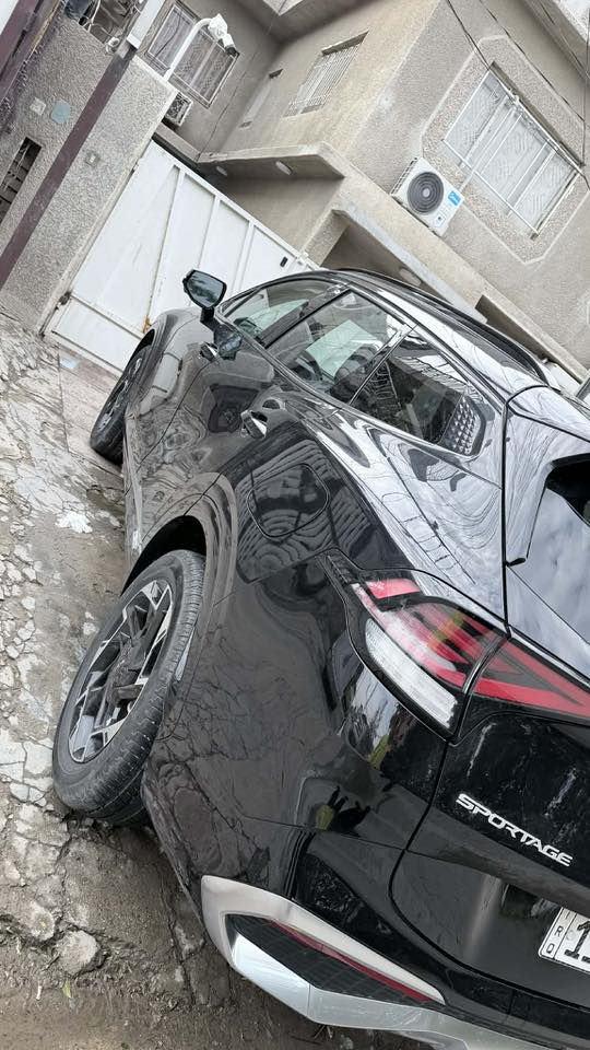 السلام عليكم كيا سبورتج موديل 2025 فول مواصفات برستيج أعلى فئه حادثها دعاميه وشويه بل بنيد بدون أيرباك وبدون دواخل السياره ماشيه 27 الف كيلو 
العنوان الأمين رقم الهاتف 

‭0772 725 3501‬
