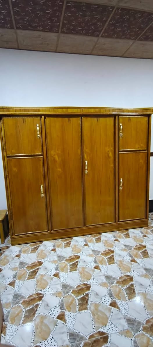 سلام عليكم يوجد كناتير جديد للبيع
1_اربع ابواب 

الاستفسار على هاذه الرقم *********** بي واتساب
المكان قضاء الرمانه منطقه الحويجه
