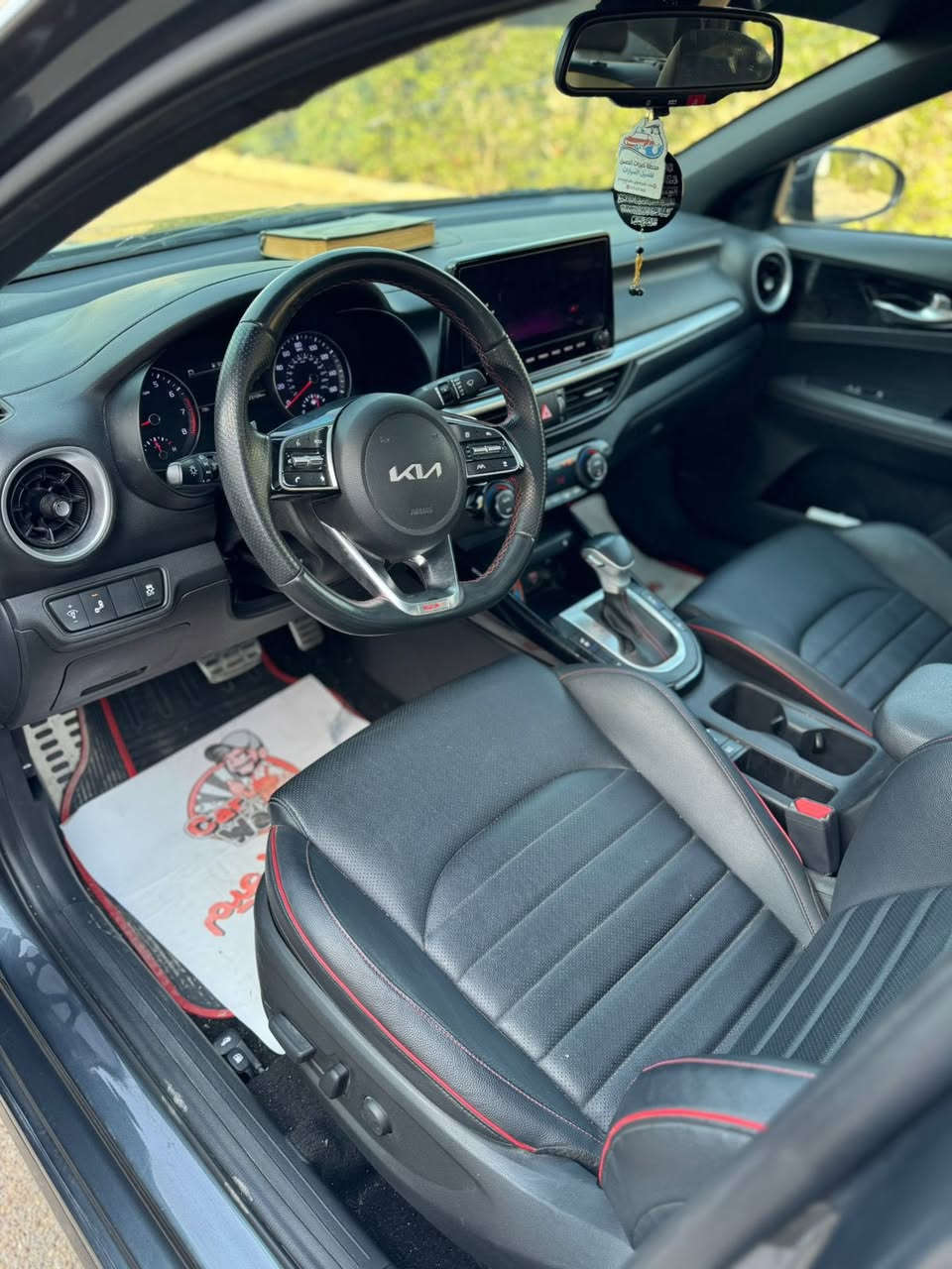 السلام عليكم. رمضان كريم
فورتي 2023  Gt line⭐️

حادثه جاملغ وبنيد بدون دواخل  لغد شاصي مكفولل  🛑 صور. حادث مرفق
 ***********. ).  السعر.      140. 
مواصفاته :  ماشية. 23. 
بصمه ✅.    فتحه ✅
شاشه حجم كبير ✅ ويل كب سبورت 
بصمه ابواب ✅. تشغيل عن بعود✅
اناره ترحيب 💡. رادار امامي 🛑
رادار جانبي   سستم صوت harman🔊
اشاير مري   مكينه 2000   ستيرن حرف D✅
تحديد مسار ⚠️ اوتو هولد ✅ قياده ذاتيه 
سايد بريك بصمه 👍🏻 شحن واير لس⚡️
كشنات جلد +حضن سبورت ✅
فتح جنطه تلقائي عند الاقتراب ✅
3وضعيات قياده
