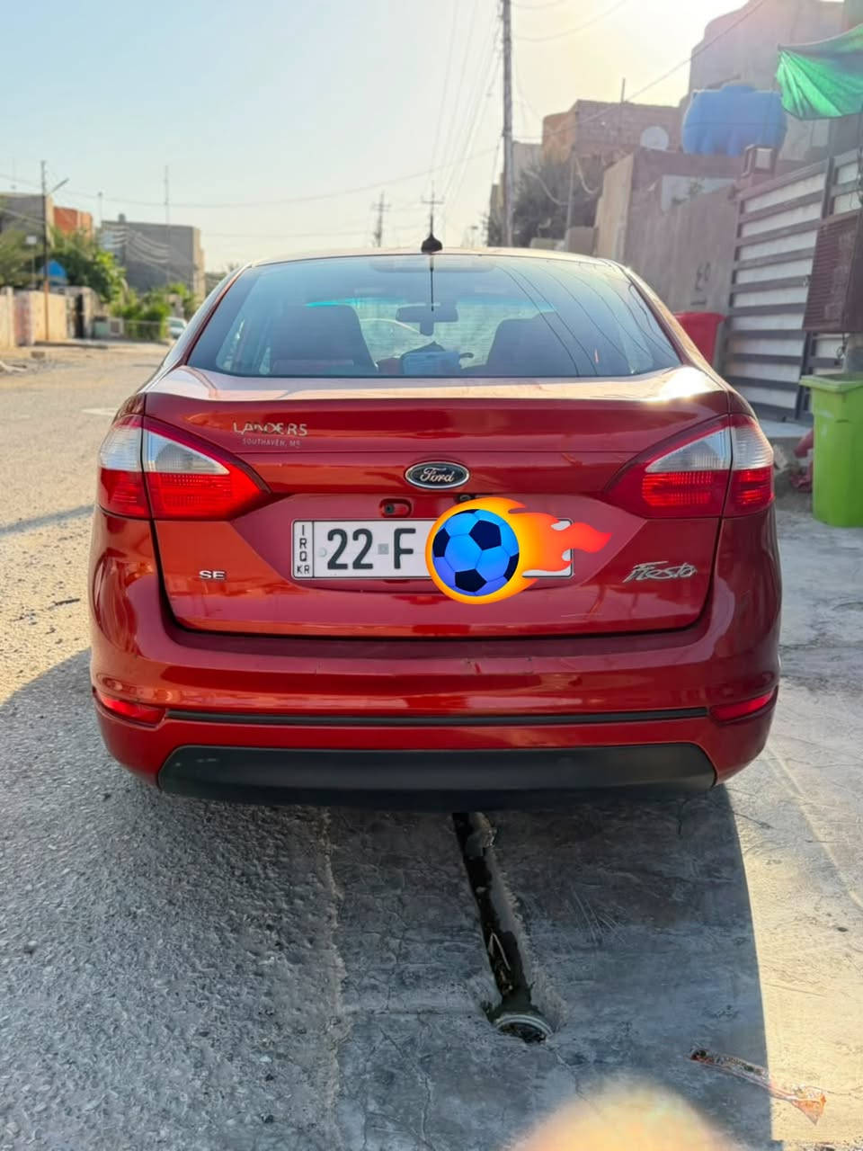 2019 FORD FIESTA, SE للبيع
السلام عليكم 
فورد فييستا ٢٠١٩ محرك ٤ سلندر ١.٦ رقم اربيل
مواصفاتها معروفة شاشة صغيرة كامرا خلفية تبريد جيد جداً دوشمة جديدة وصدر امامي خلفي جديد
وارد امريكي كلين حادثها بأمريكا موضح بالصور وبيهه طخة صغيرة بالدعامية الخلفية هنا بالعراق
صاحبها رايدهه ب٩٠ وبيها مجال 
مكلف بالنشر فقط رقم صاحب السيارة *********** 
موجود واتساب وخط.
