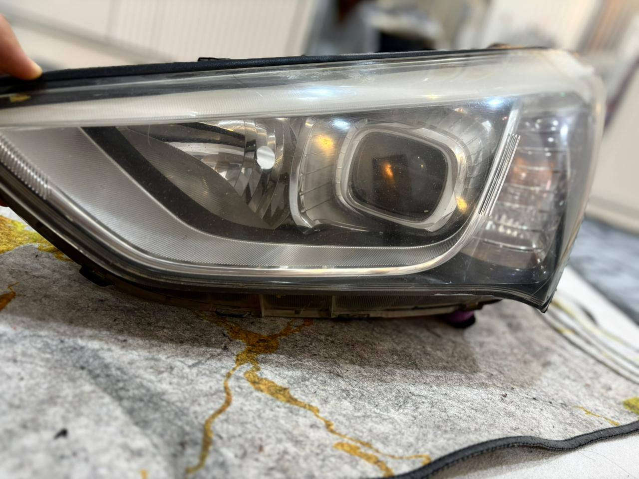 گلوب امامي جهة سايق سنتافيه گراند بلادي هوه وجامته لايجرد ولا يغوش   يرهم ع 15 و16 السعر راسلني ع خاص
وتدلل


**إذا كنت صاحب هذا الإعلان وتريد حذفه لأي سبب، رجاءا أرسل رسالة إلى الدعم الفني**