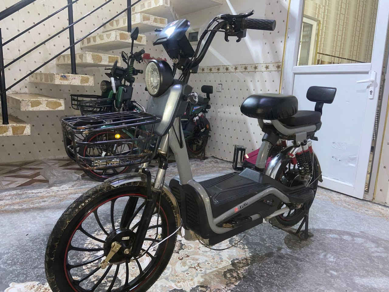 ماطور شحن حجم 20 نوعية RL اخو الجديد 5 بطاريات جديد بشرط السرعه 99 أخير موديل حساسات سريقه مكان أربيل سعر 300 الف ومجال.
*********** وتس اب 

***********
