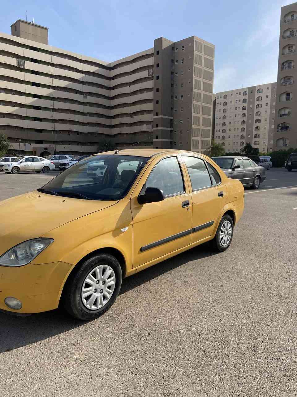 السلام عليكم
طيبة للبيع جديدة كلش 2015 رقم انكليزي
السيارة صدر حداديه تخم تاير كير مكينه كلهن مكفولات
بيه بارد قليل واضح بلصور بصفحه السايق 
السعر 44 بيه مجال بسيط مكاني بغداد مجمع بسمايه السكني رقمي ***********
السياره مكفوله من دعاميه للدعاميه
