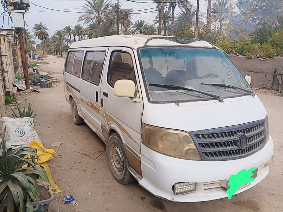 سلام عليكم عندي فتون للبيع موديل 8رقم احمر اتكفل سرقه وعشارين كير ومحرك وكسل مكفولات دوشمه جديد فيت بم جديد تانكي بانزين جديد تخم تاير جديد سياره حلوه سعر 16 وبيه مجال رقم هاتف ***********مكاني بغداد
