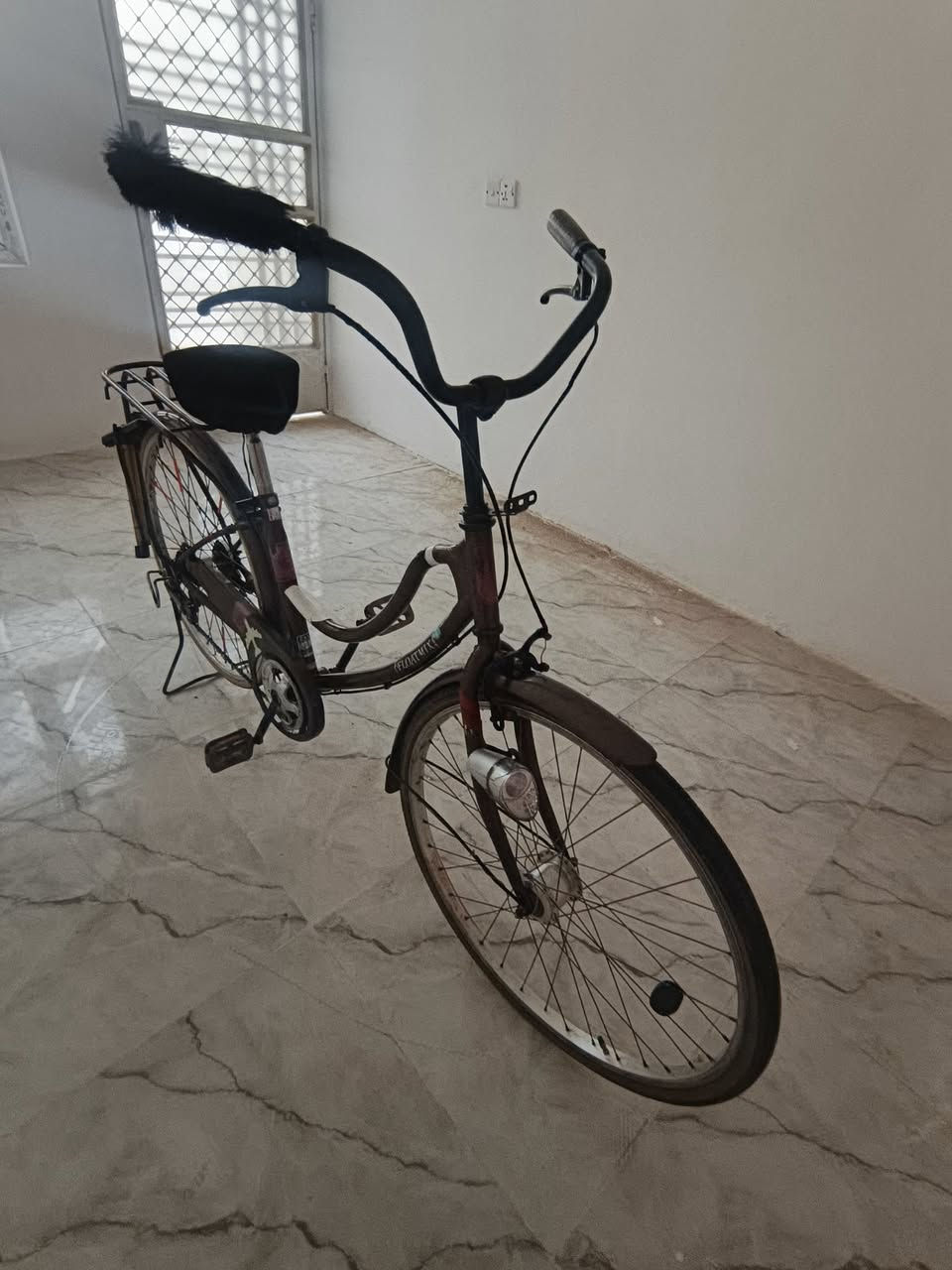 سلام عليكم 
بايسكل ياباني جديد حجم 27 تاير و ويل جديد
بايسكل كمال ما بي أي نقص  أخو جديد سعر 65 بي مجال العنوان  ديالى بعقوبة تقاطع قدس ستفسار كثر 
***********
