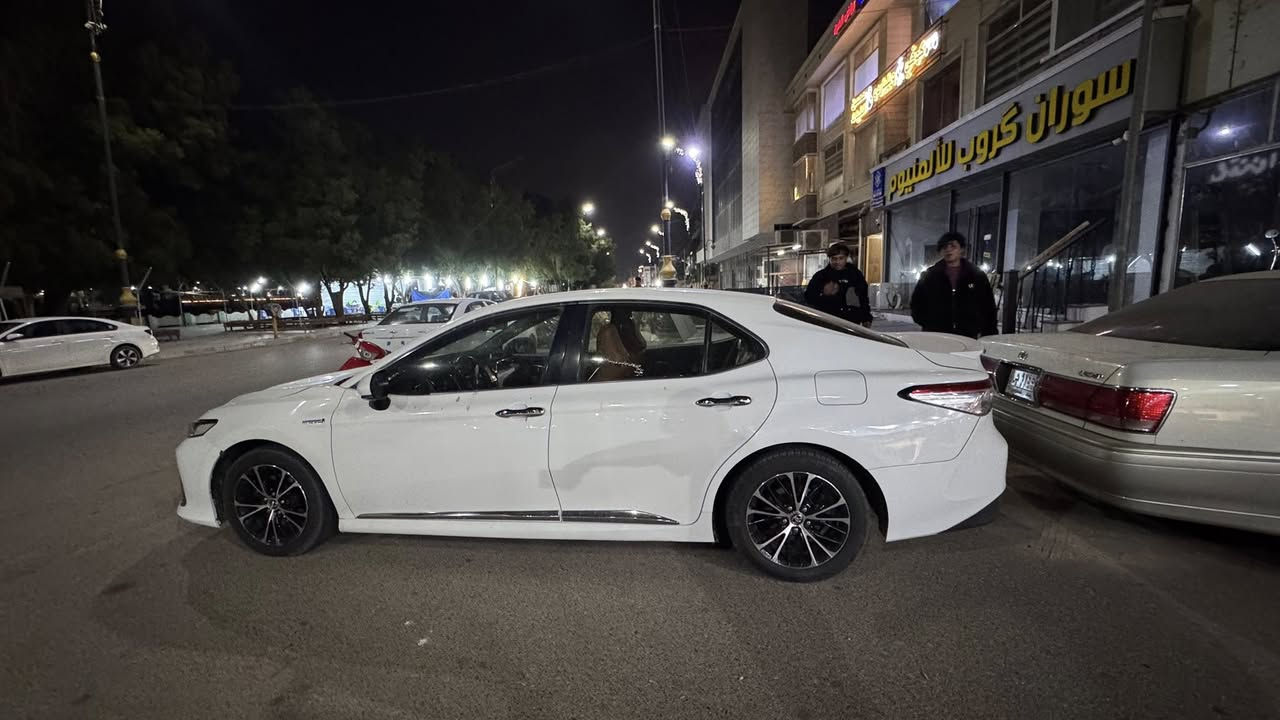 السلام عليكم 

كامري 2023 تكسي دبي ماشيه ١٣٣ الف 

لونها الاصلي ابيض بيها قطع صبغ 

مواصفاتها LE

هايبرد وبانزين 

رقمها بغداد الدولي بااسمي 

نضيفه وجاهزه مناقصها شي 

سعرها ١٤٥ وبيها مجال كلش بسيط


**إذا كنت صاحب هذا الإعلان وتريد حذفه لأي سبب، رجاءا أرسل رسالة إلى الدعم الفني**