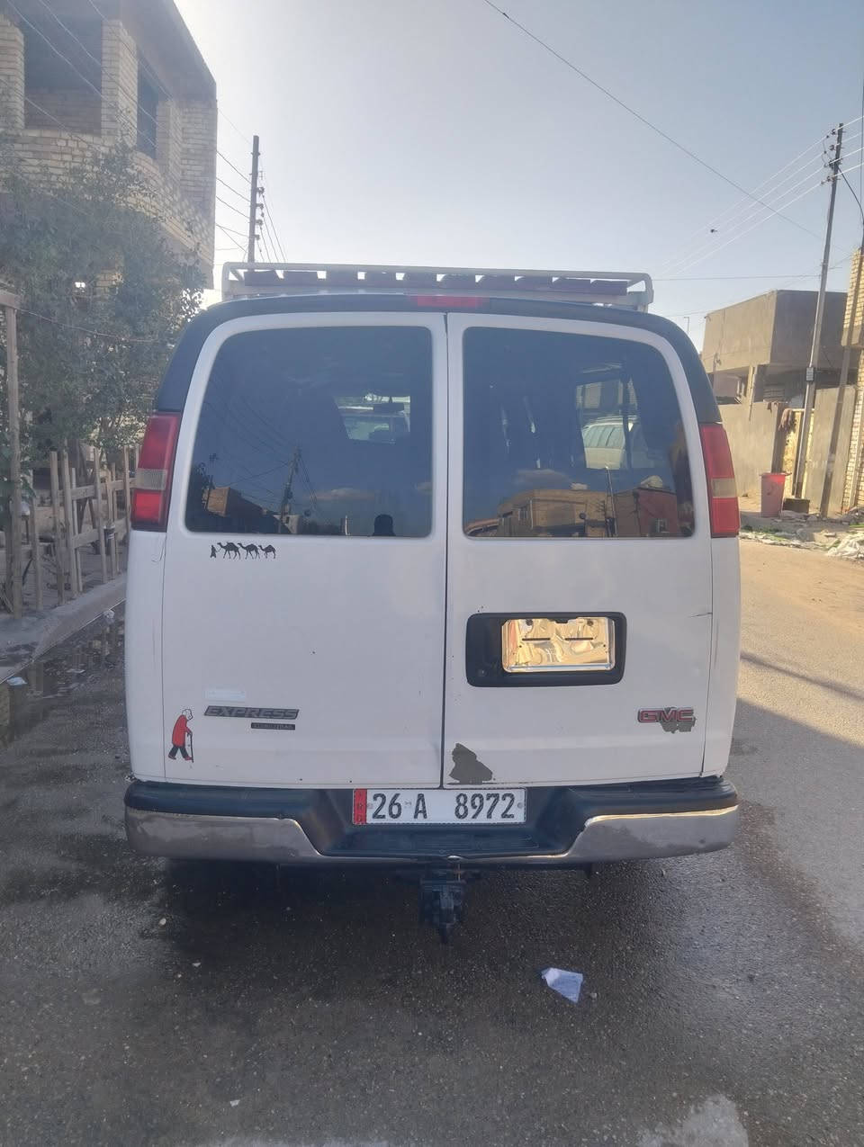 سفانه موديل 12للبيع مكفوله من ضربه وصبغ 
مكان بغداد سعر 125
السيارة بأسمي تحويل مباشر 
رقم الهاتف ***********

