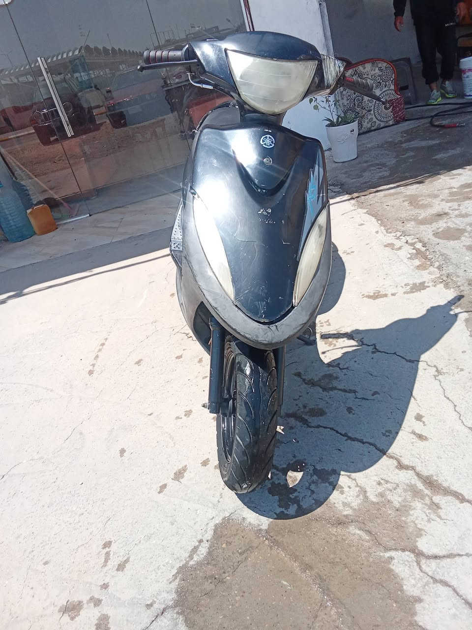 السلام عليكم دراجه ماكس للبيع كفاله عامه طيارات جدا ختم واحد دراجه معدل وشلعه دراجه حلوه بالمشي سعر 500 وبيها مجال ***********
