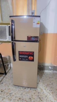 ثلاجة • للبيع