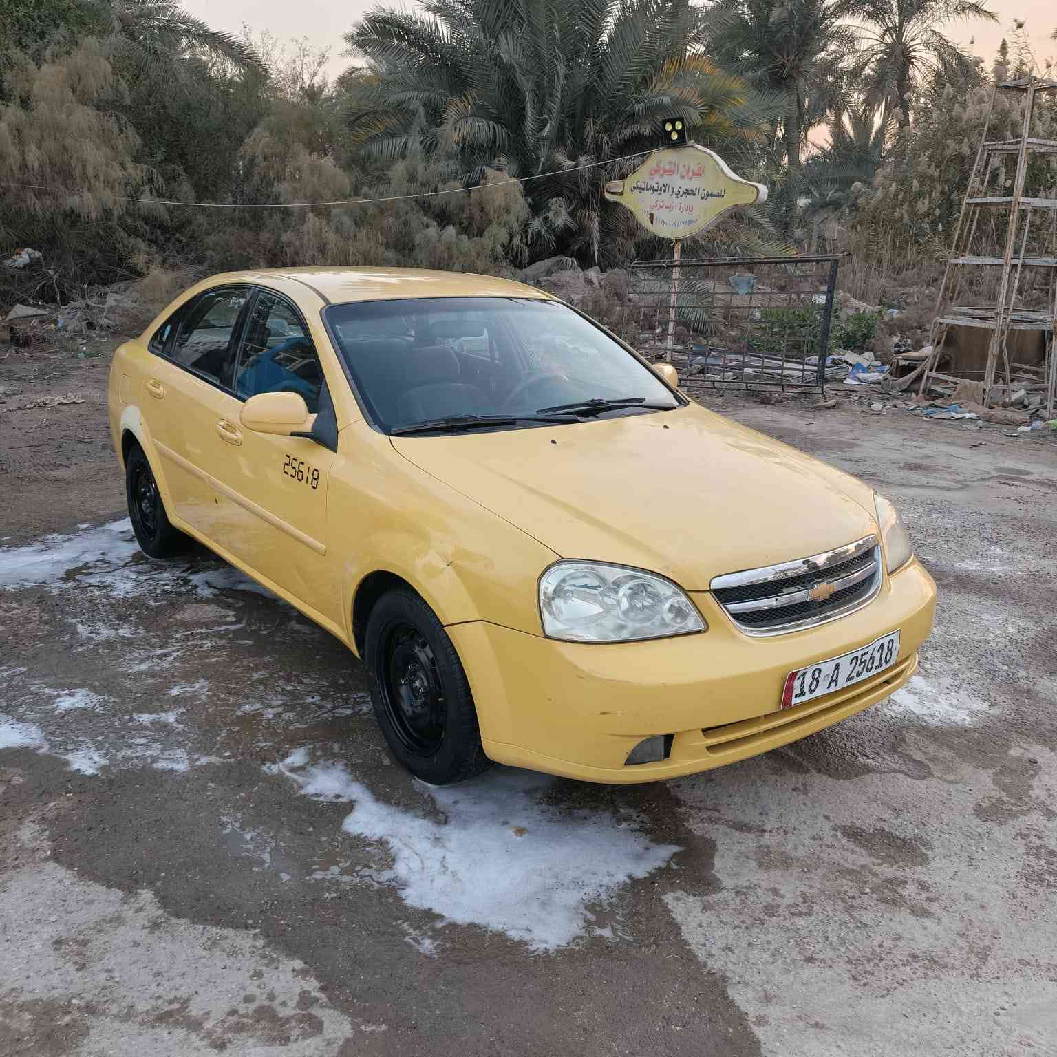 السلام عليكم اوبترا 2011 اصل مؤسسه اصفر بها بس شاملو كفاله عامه رقم بابل وبسمي ماكينه وقير حداديه كفاله المكان حله السعر 72 وبيها مجال***********
