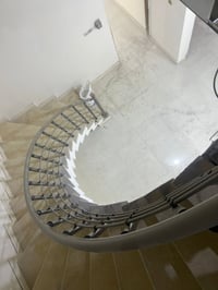 بيت للاجار حي المهندسين  طابقين مساحة 150 متر سعر الاجار 900 الف وبيه ...