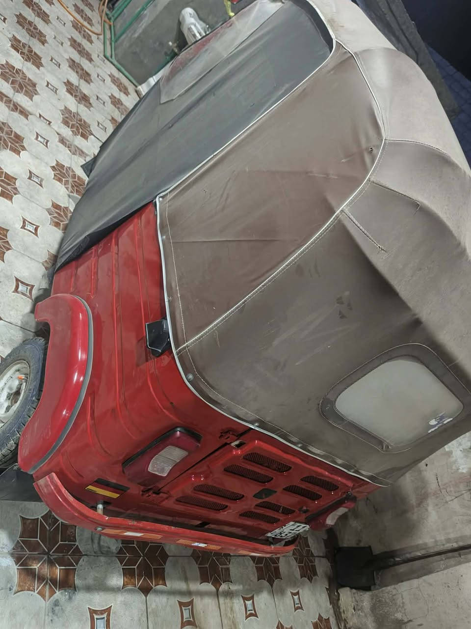 18 رقم وسنويه محرك 20 تكتك كامله من كلشي كبل لشارع مصبوغه جماليه بسمي تكتك تحويل شوكت متريد ترايك بيه وين متريد  سعر ٥ و٢٠٠ وبيها مجال  *********** اتصل ودلل
