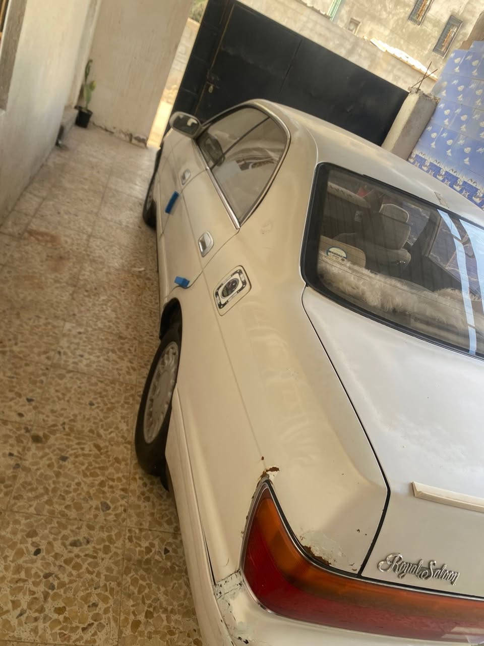 سلام عليكم للبيع بطة منفصل رقم بصرة بسمي
كفالة كص ونقل وضربة مكينه وكير كفالة 
حداده تخم تاير سياره جاهزه كهـربائيات كلها شغاله العنوان البصرة الهارثه ارقم ***********
