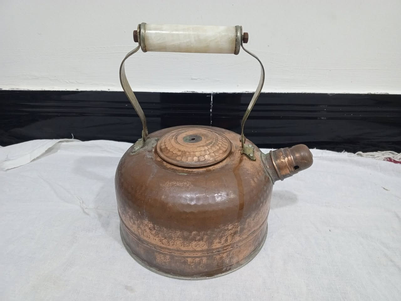 نحاسيات قديمة للبيع نحاس احمر كتالي عدد2 ومصفاه 1
وقوري نحاس اصفر


**إذا كنت صاحب هذا الإعلان وتريد حذفه لأي سبب، رجاءا أرسل رسالة إلى الدعم الفني**