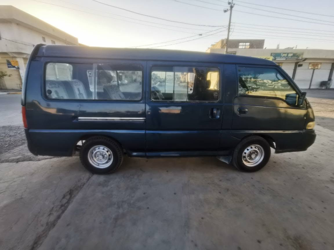 هۆندا hyundai
مینی پاس 12نەفەری
گێڕومەکینە ئۆنجی مەڕغوبی بازاڕ6پستۆن ، 
بەنزین لە مەکینەی بیلادی کەمتر دەخوات
گێڕ عادی 
 ،سه يارەکە ئاڕم بووە ئاڕمی بزربووە،!!!
 بەعلوج دەیفرۆشم
 ،دەعم ولێدراوی نیە،
 وەرگەڕاوو موس وبڕاوە نیە،
 گێێومەکینەو توندوتۆڵی بەشەرت
، کارە بایی بەشەرت
، تازە بۆیاغ کراوەتەوە بۆ جوانی،
مشتەری تێل بکە لەخزمەتدام
نرخی 21گەڵاو مەجال هەیە
ناونیشان چوارقوڕنە
ژ.م ***********
ڤایبەرو وەتسئەپی لەسەرە رانية, السليمانية
