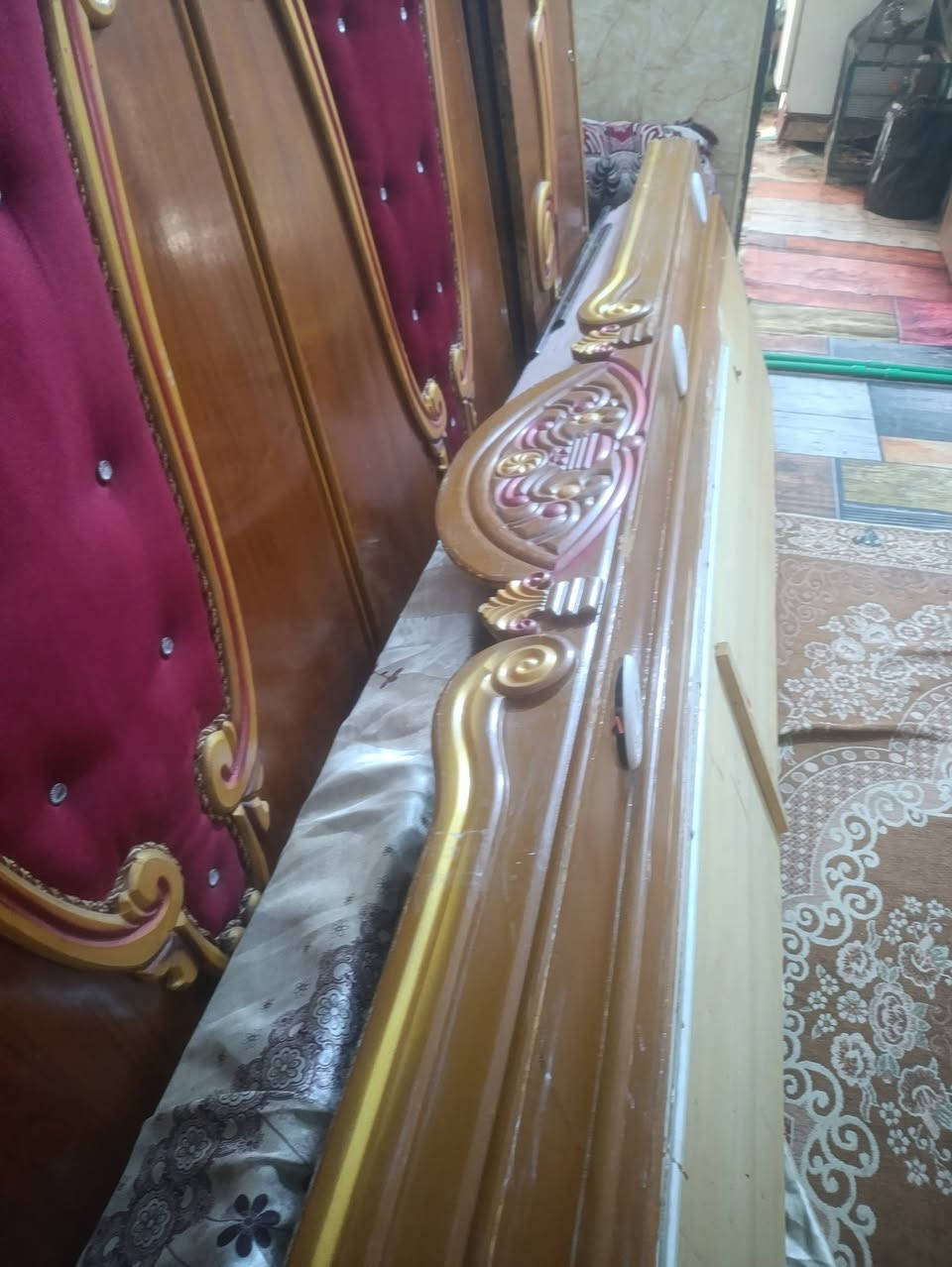 سلام عليكم كنتور ابو 6باب سلايت البنص تسكام قبل 3اشهر مشتغلينه مابي ضرر حالين مفصخ كبل تاخذونه  سعره 200مكان نجف حي جزيره ***********
