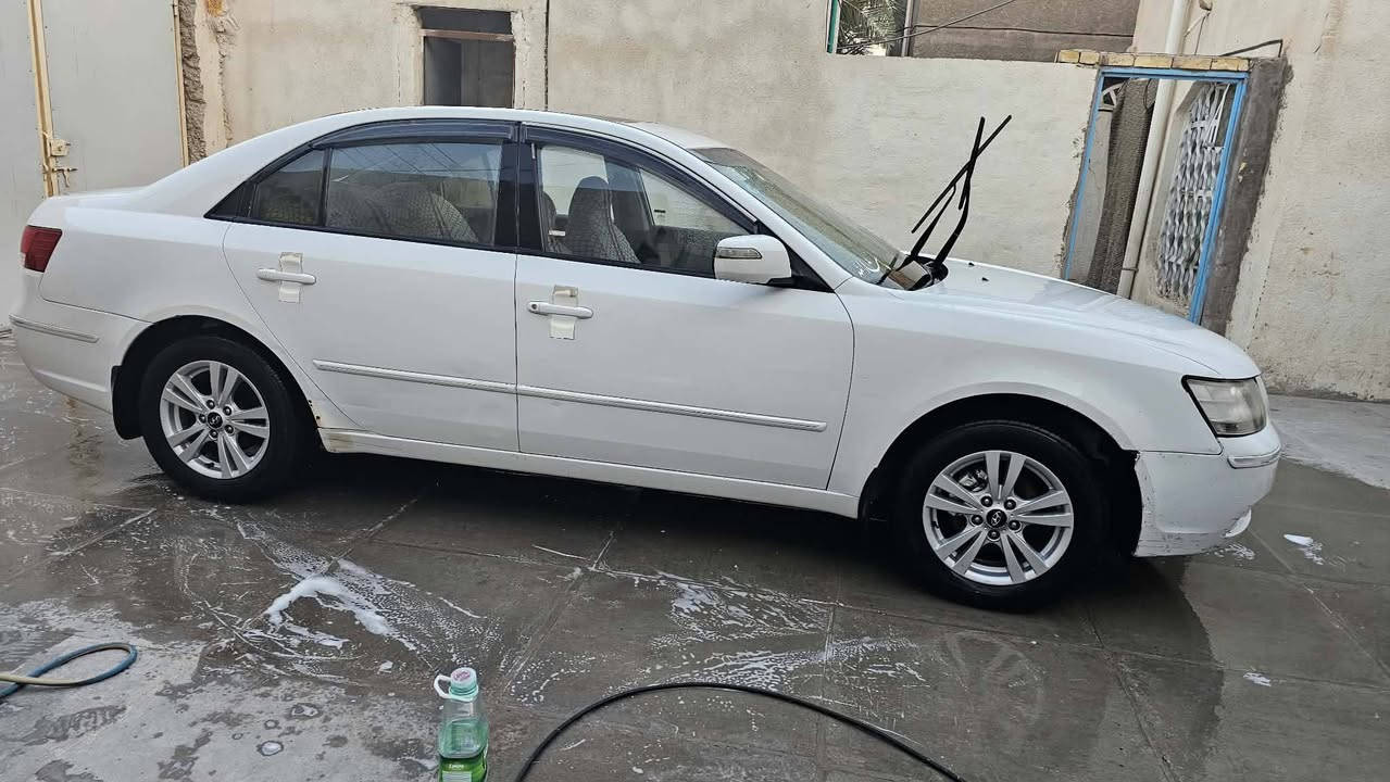 سوناتا للبيع موديل 2011 سياره نظيفه مال بيت ما متعوبه
مكينه 2000
كفاله عامه ما عدى البصمه 
مواصفات فتحه اشاير بلمري دشبول ليزري
بيها بس جاملغ الأمامي جهة العبري صبغ بدون ظرر

السعر 135  وبيها مجال بسيط حگ الجيه 

العنوان الديوانيه غماس  

الاتصال على الرقم

***********
