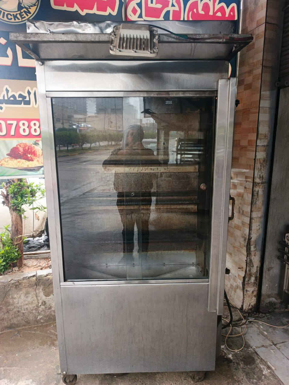 سلام عليكم شوايه للبيع سل ستيل أم ٦ شياش 
سعر ٤٠٠ ألف مكاني بغداد الحريه حي سلام شارع ٣٠ 
***********
