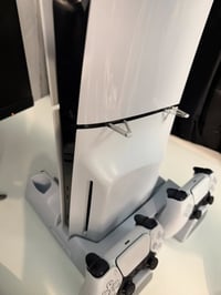 بلي 5  سلم نسخه استرو بوت  ويا قرص فيفا وقاعده شحن وتبريد وجويستك عدد ...