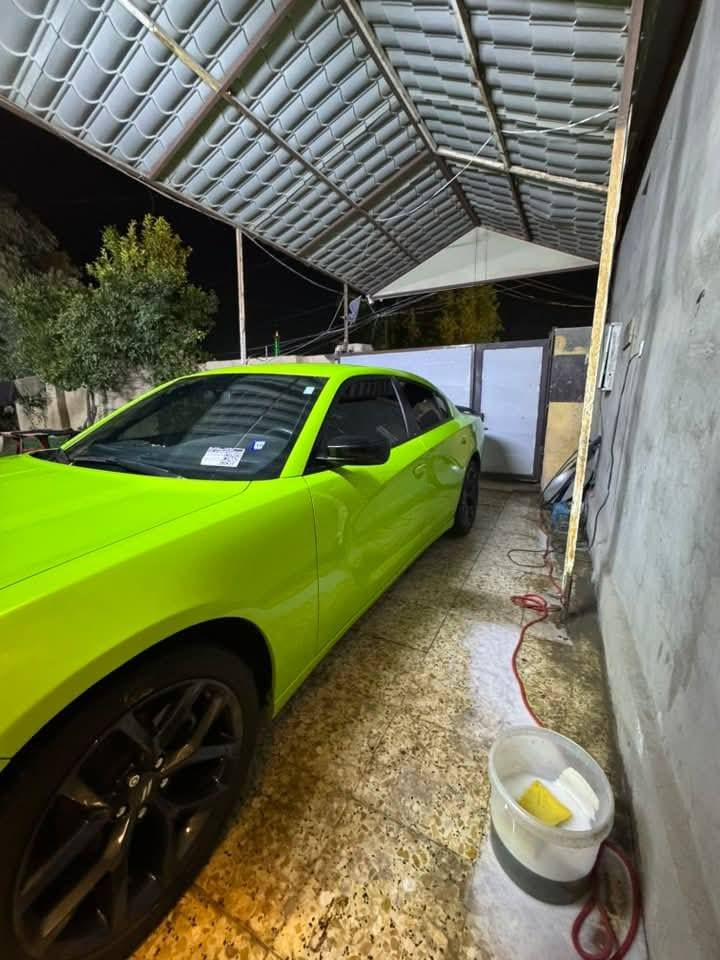 السلام عليكم
جارجر 2023 بدون رقم 
لون مميز تفاحي sxt 
مكينه 6 سلندر 
بصمه 
تشغيل عن بعد 
كشن كهرباء 
شاشه كبيره 
حادث جداً بسيط 
فقط بنيد 
السعر 275 $
الاستفسار الاتصال ع الرقم او مراسله واتساب 
***********
