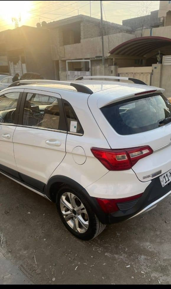 السلام عليكم… 
بايك للبيع 
الموديل:- 2020 
الفئة:-x25 
الضرر:-جاملغ امامي صبغ فقط 
_____________________
المواصفات:-
1_كشنات جلد 
2_حساس خلفي 
3_شاشة
4_اشاير بالمري 
5_ رقم بغداد 
وباقي المواصفات المعروفة
السعر :- 75$وبيها مجال بسيط
المكان:- بغداد 
للاستفسار الاتصال ع الرقم👇 *********** بغداد, العراق
