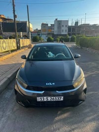 السلام وعليكم فورتي ٢٢ ماشيه١٥٠ حادثه مثل مموضح بل صوره بيه صبغ بنيد و...