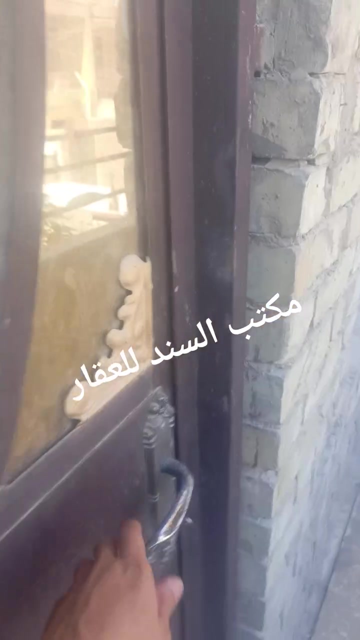 بيت للأجار 3غرف نوام مع صحيات بيت طابق ثاني يعني معزل بوحده عنوانه الامين الثانيه شارع نواب الضباط للأستفسار اكثر***********
