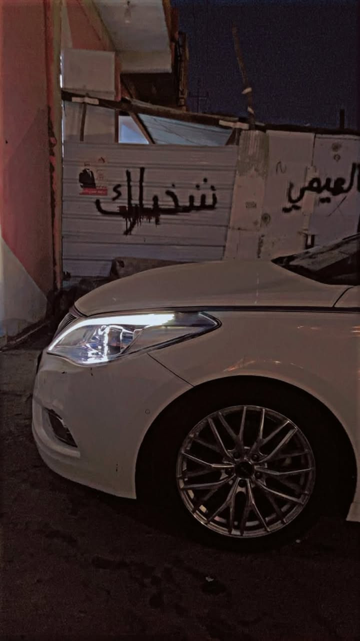 للببع ازيرا
مديل2015
فول مواصفات للخير 
بانوراما شاشه خلفيه 
برده خلفيه 
اربع مقاعد تحكم كهربائي تتدفئه تبريد 
سياره كلش جديده وحلوه 
سياره ادوات ادوات 
بيه ارقام وسنويه على رقم شاصي 
سعر ٥٥ $
للاستفسار 
مكان ناصريه 
للاستفسار 
***********
