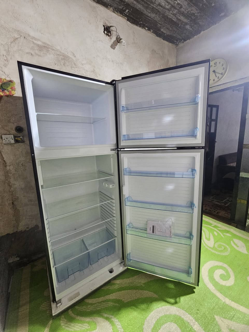 ثلاجة للبيع جديدة ما مستعملة ابد تم فحصها فقط ، هيتاشي صناعة ياباني ، حجمها كبير ٢٨ قدم ، نظامها تجميد ، مع ضمان ٥ سنوات ، السعر ٤٥٠ ألف وبيها مجال
للاستفسار المراسلة على الماسنجر ، أو مراسلة الرقم *********** على الواتساب ، أو الاتصال على الرقم *********** ، العنوان : حي العسكري قرب جامع العليّ العظيم

