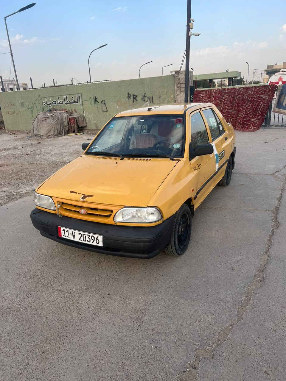 السلام عليكم
سايبا موديل 2015 سياره  بيها ملاحظات بسيطه تنخصم من السعر بأسمي رقم انكليزي جديد
هزة جديدة مكان السياره بغداد الكماليه 
السعر 30 وبيها مجال
للاستفسار ***********
