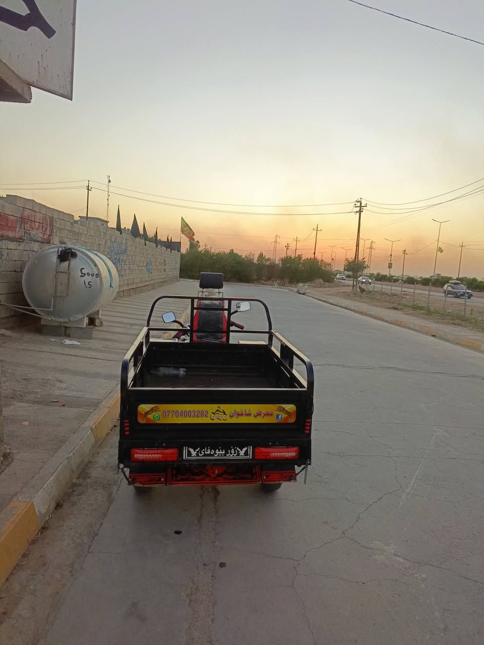 سلام عليكم  ستوته للبيع كله بلادي لا صبغ وله شي اوراق كامله +بليته ستوته 2021محرك2022
السعر 16500
***********
