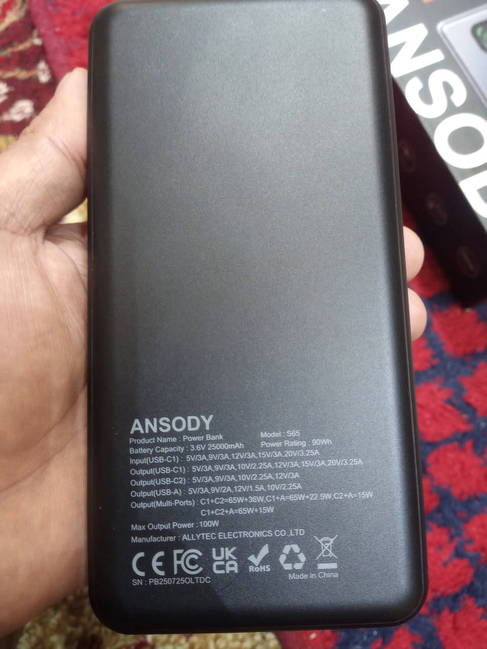 باور بنك اصلي 65واط وسعته 25الف ملي امبير جديد 
السعر 50 هذا رقم ***********
