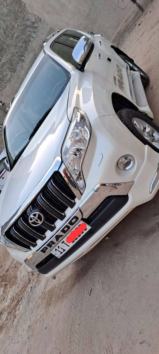 برادو موديل 10 اربعه سلندرمحدثه 17داخل وخارج تحديث اصلي رقم بغداد الجديدماشيه ماشيه 109 حقيقي  كير محرك مكفولات كفاله عامه كشنات مدوشمه جلد اصلي صدر فول ممتاز تخم تاير جديد باتري جديد تشغيل عن بعد تصعيد وتنزيل الجامع مع تقفيل الابواب منظومة زينوان بغداد الدوره يم كلية دجله اتصل واتساب واتساب ***********
