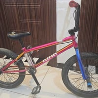 BMX نظيف جد للبيع 07702918170